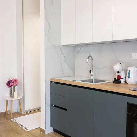 House Niko T With 6 Apartments Split Exterior photo