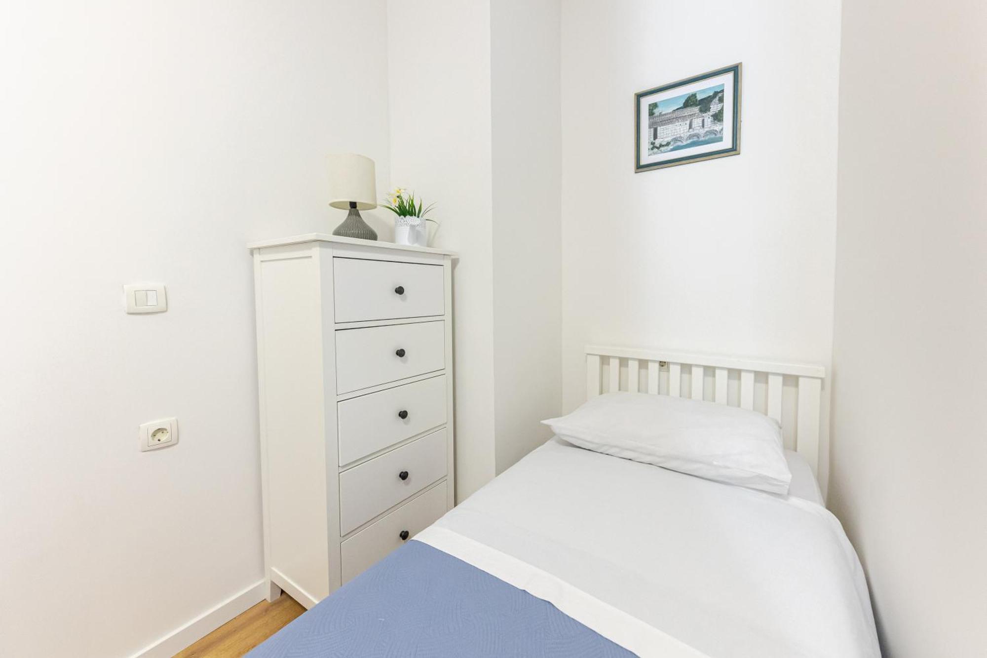 House Niko T With 6 Appartement