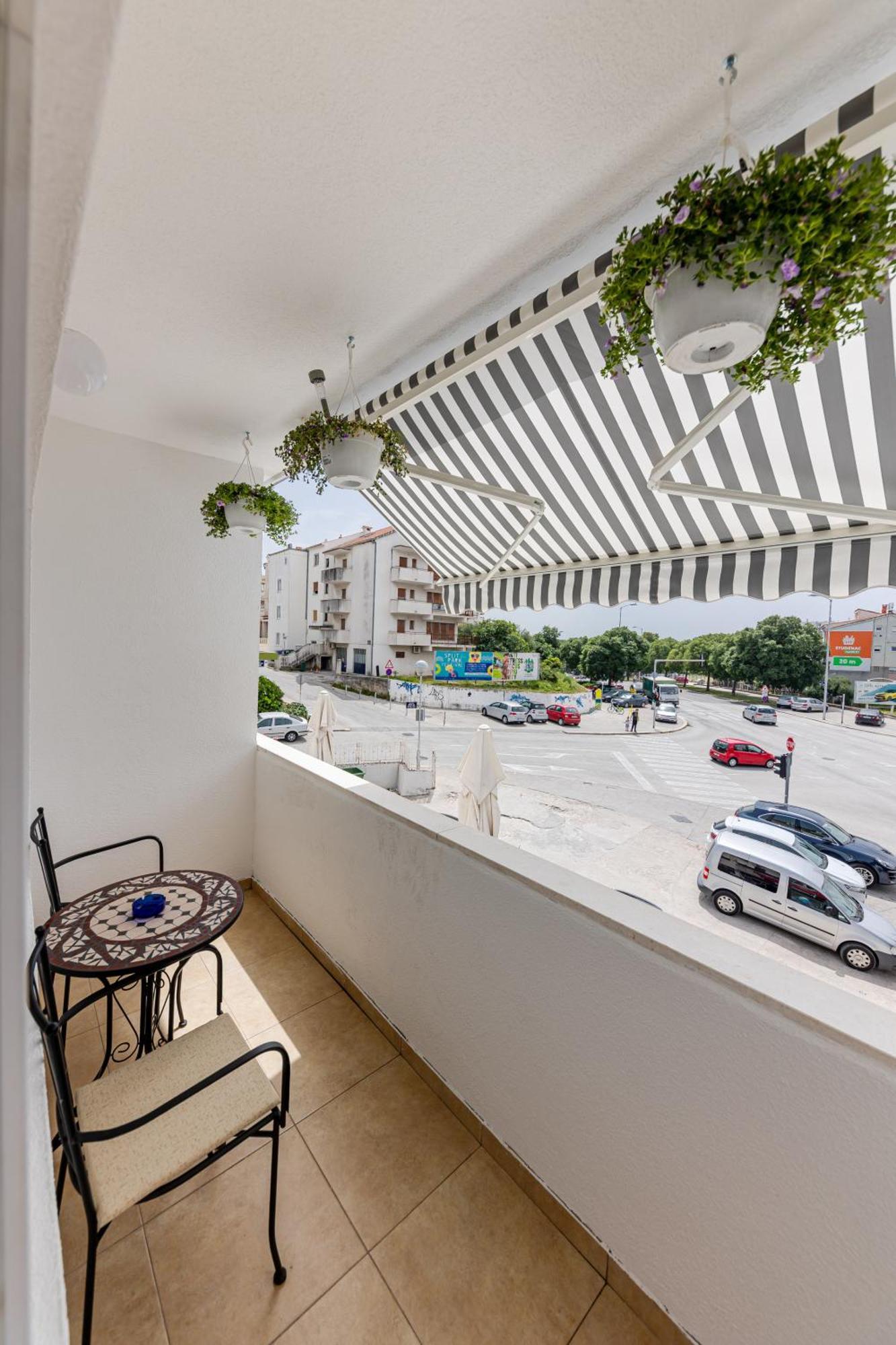 Appartement House Niko T With 6